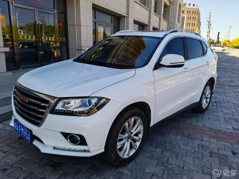 车友看车#路边看到一台16款哈弗h2,感慨现在国产车也做的非常不错