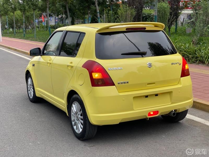 每日油耗#街头的铃木雨燕,微型车的经典作品,1.