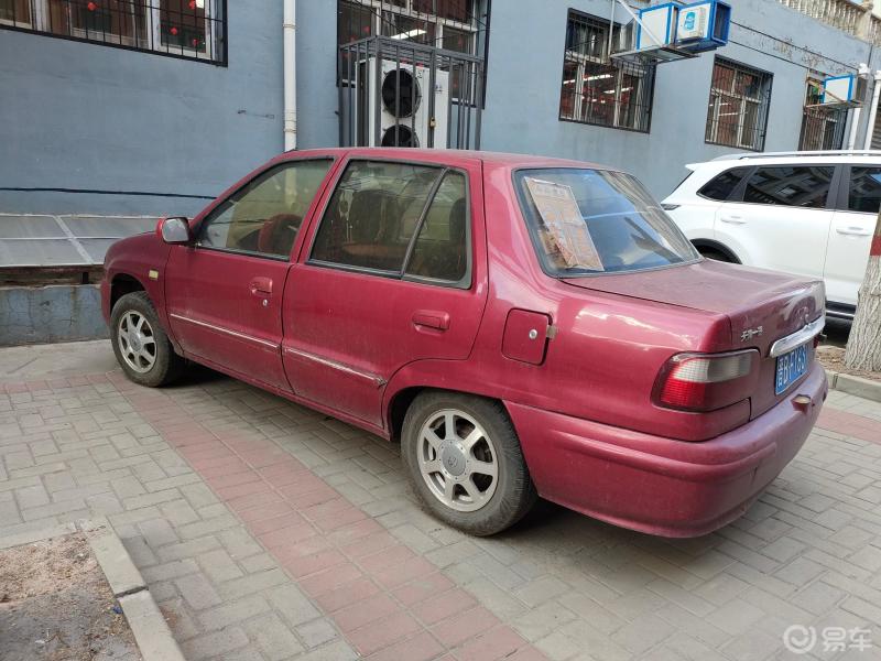 经典车型一汽夏利一代经典车型以前好多出租车都是这种车型