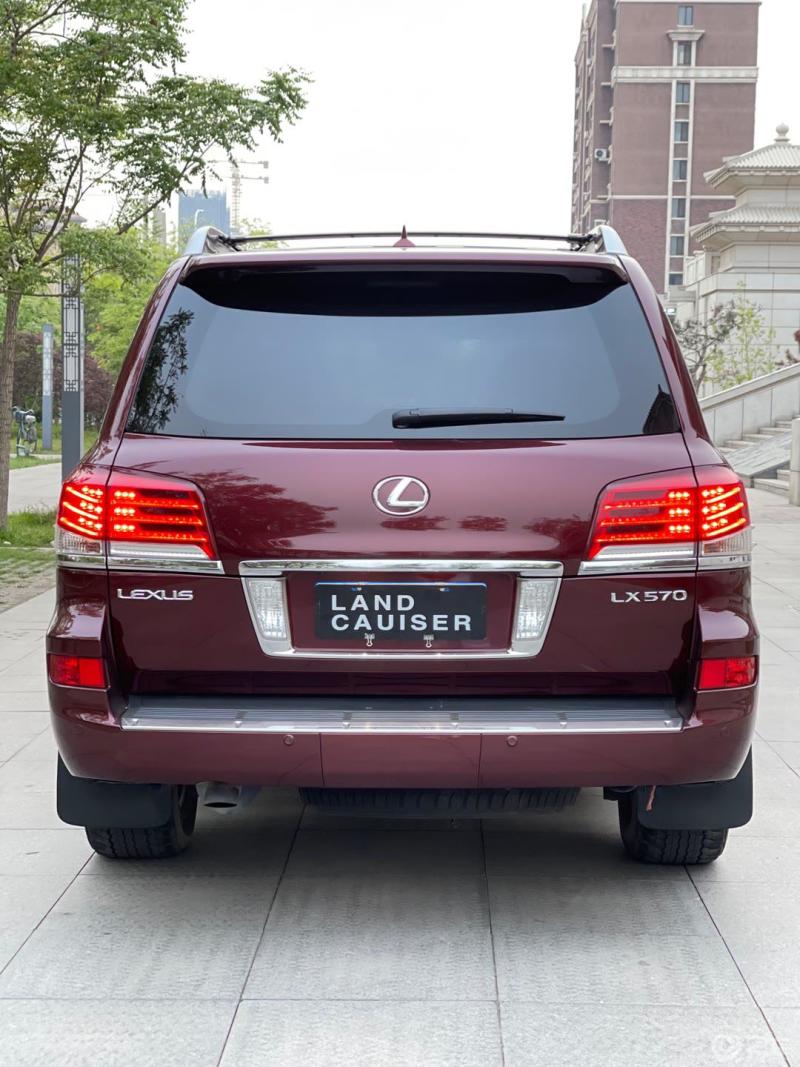 买不起系列# 颜色有点特殊的雷克萨斯570,豪华级别的硬派suv,出色的