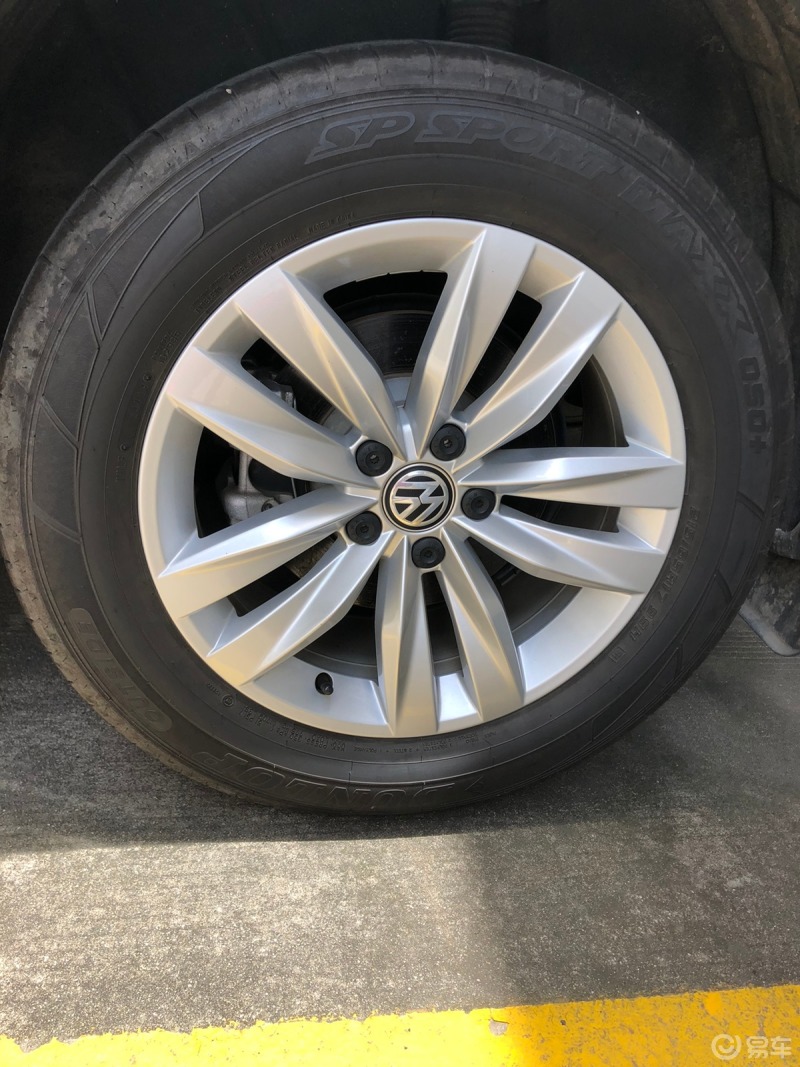 晒轮毂大众探岳这个轮毂镙帽上套个胶帽有什么用处装饰吗