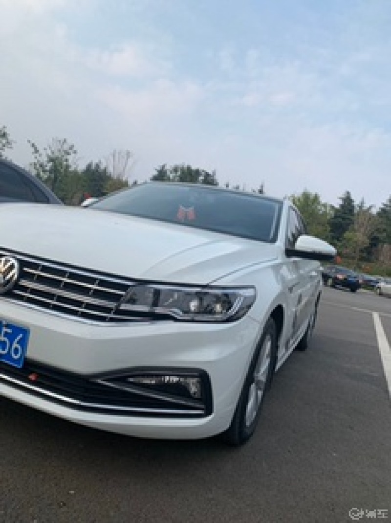 5自动舒适款宝来,刚改款的宝来让人眼前一亮,没有上一代那种有点老气