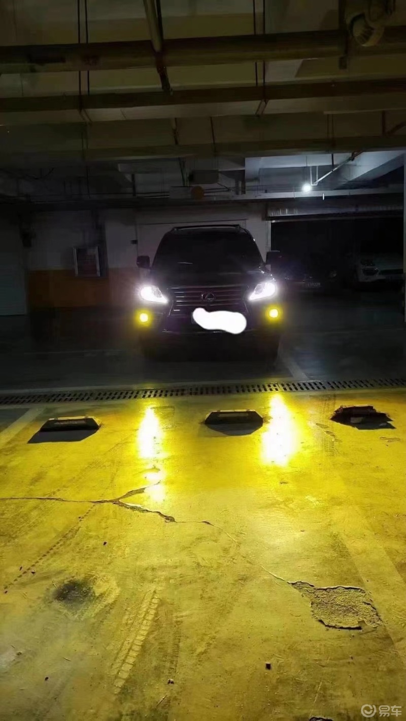 丰田雷克萨斯系列黄金眼雾灯