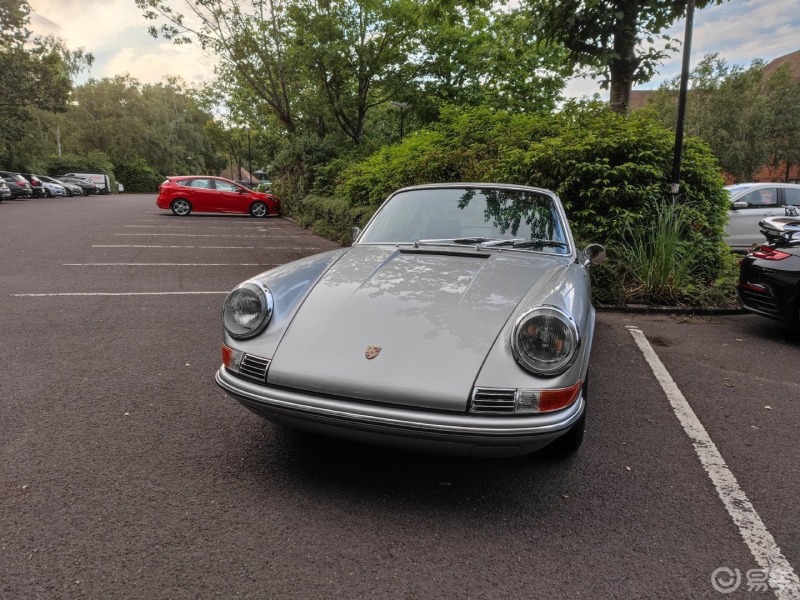 老爺車1967款911s當年的頂配車型fuchs五幅輪轂20發動機