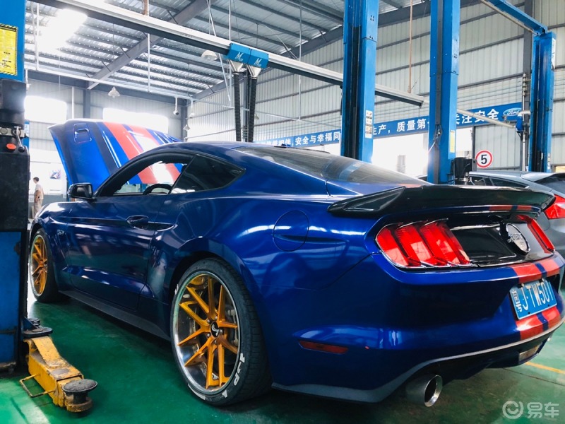 晒轮毂# 这野马轮毂配色绝配,亮瞎了眼.