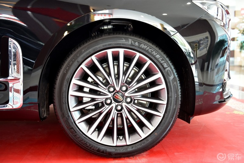 汽车生活红旗h9探店红旗h9的多幅式轮毂实在是太好看了吧和红旗流线型