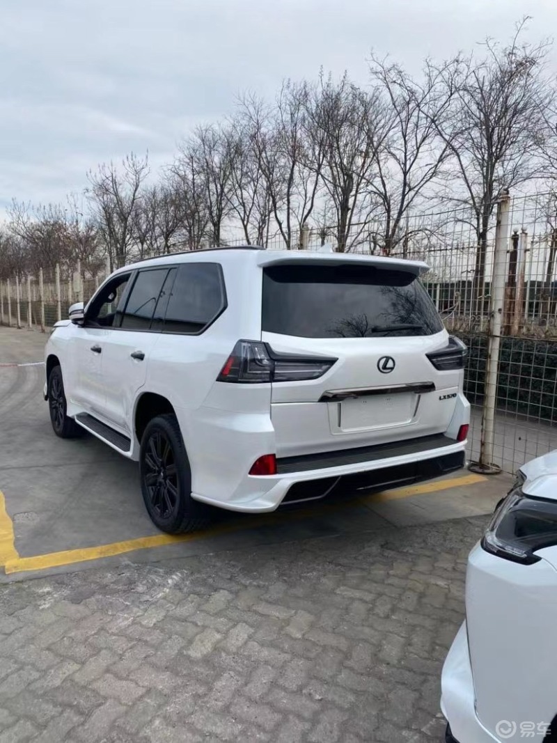 加拿大版本国六雷克萨斯lx570实拍