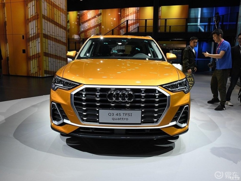 奥迪q3这款车外观时尚霸气颜色搭配很好看