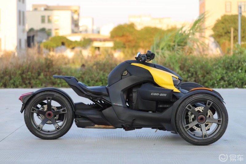 每日一帖# 2019年庞巴迪can-am ryker 蝎子,配置:自动离合器