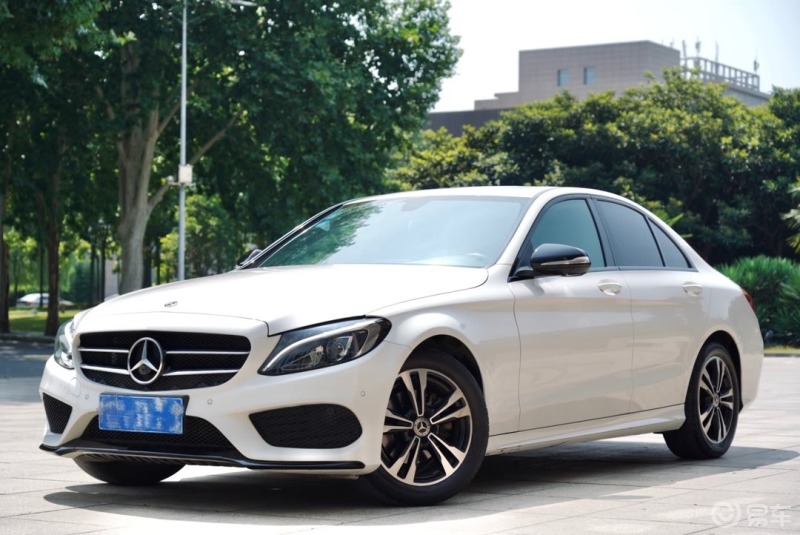 汽车生活帅气的小车奔驰c200运动感十足的小车动力强进颜值高很适合