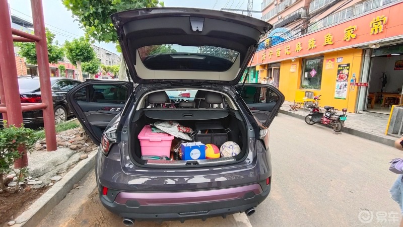 每日打卡#领克02的后备箱空间也可以.虽然有一点小.