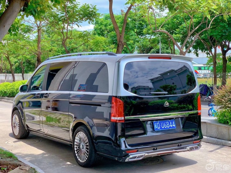 18奔驰v260 双拼色