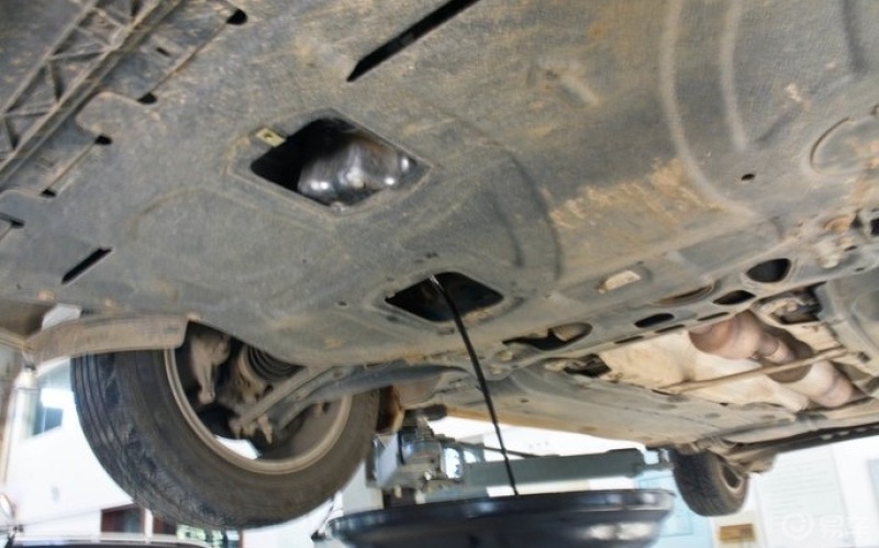 【沈阳高尔夫】高尔夫加装底盘护板.