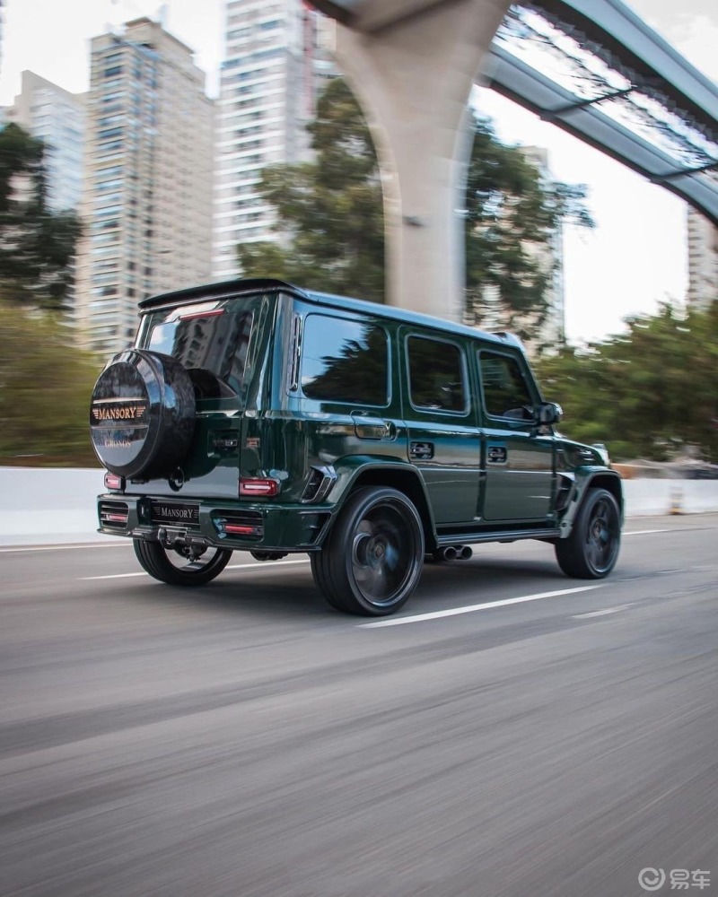 每日打卡#mercedes-benz g63 amg祖母绿色的g63 amg_奔驰g级社区