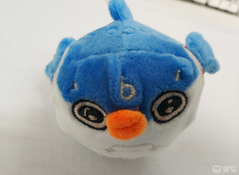 你买车要了啥赠品领克06当时提车送了全车脚垫06吉祥物希克斯车记录仪