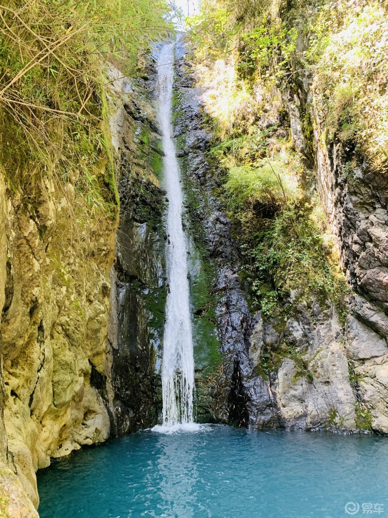 周末自驾游同庆沟龙泉瀑布景区,感受夏天的极致冰爽