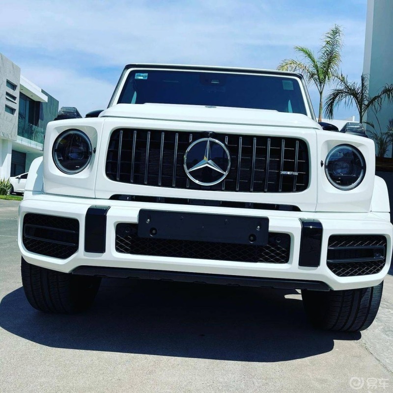 大g到底是白色好看还是黑色大g买回来是保持素车还是爆改大g到底是