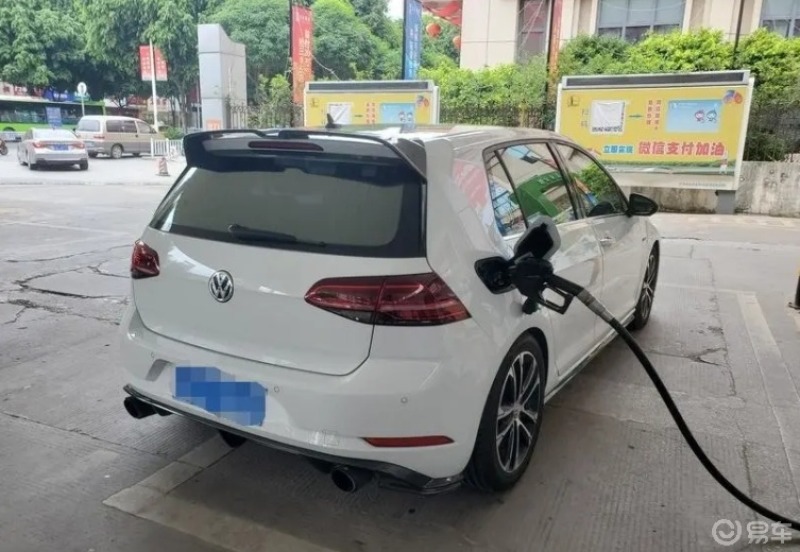 4t 加什么油?我的车一直都是加95号汽油!有