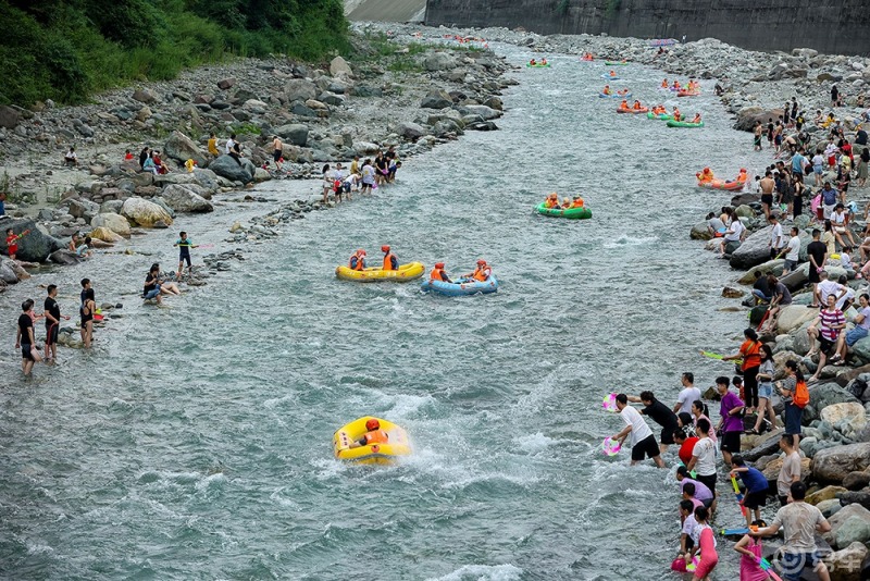 和成都领克车友一起玩漂流