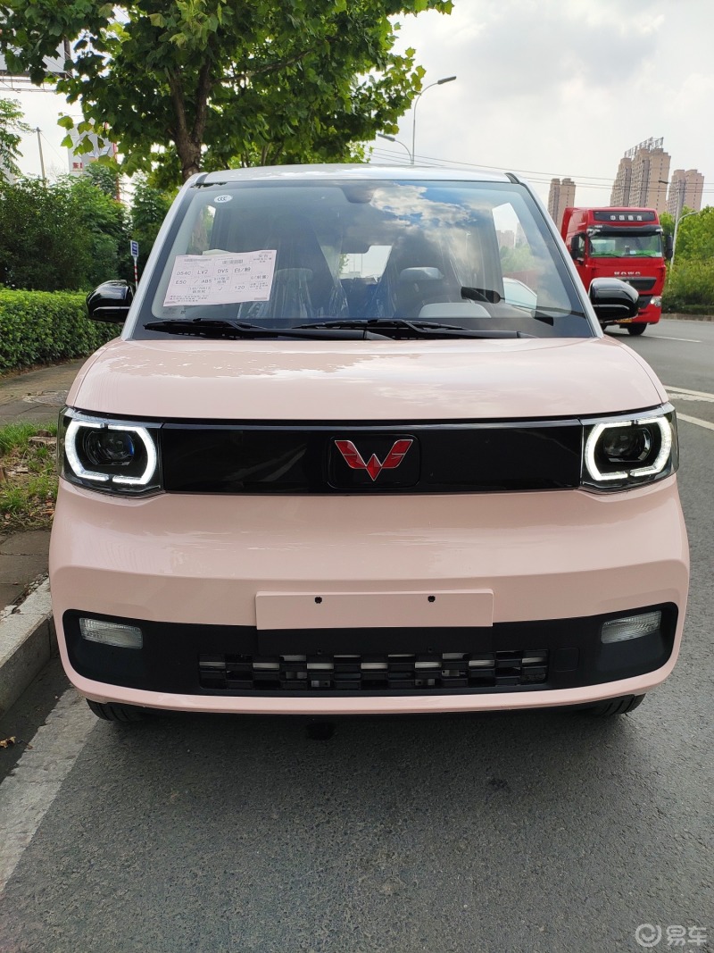 粉粉的梦幻车型爱了宏光mini马卡龙