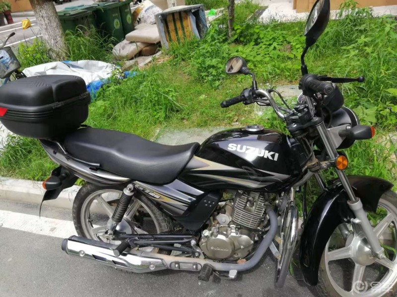 铃木gt125