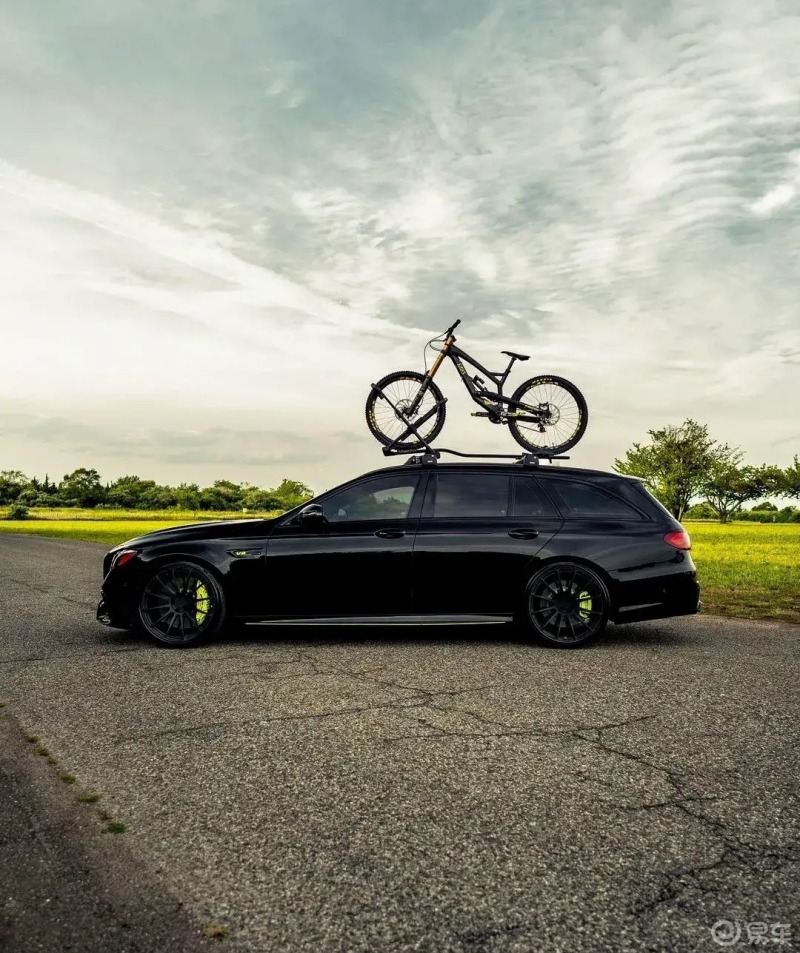 不输rs6旅行车|梅赛德斯amg e63 s wagon要是从一辆帅气的瓦罐车上