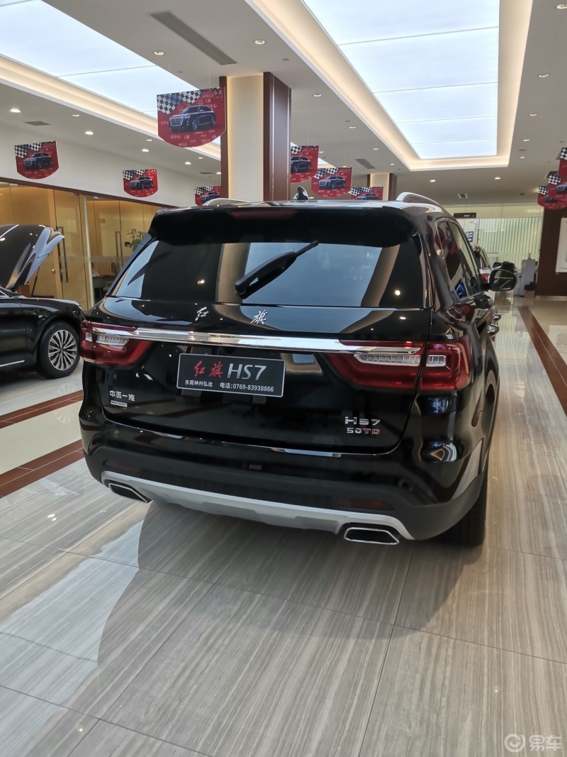 红旗hs7好大气的四驱30t七座suv的标杆气场强大