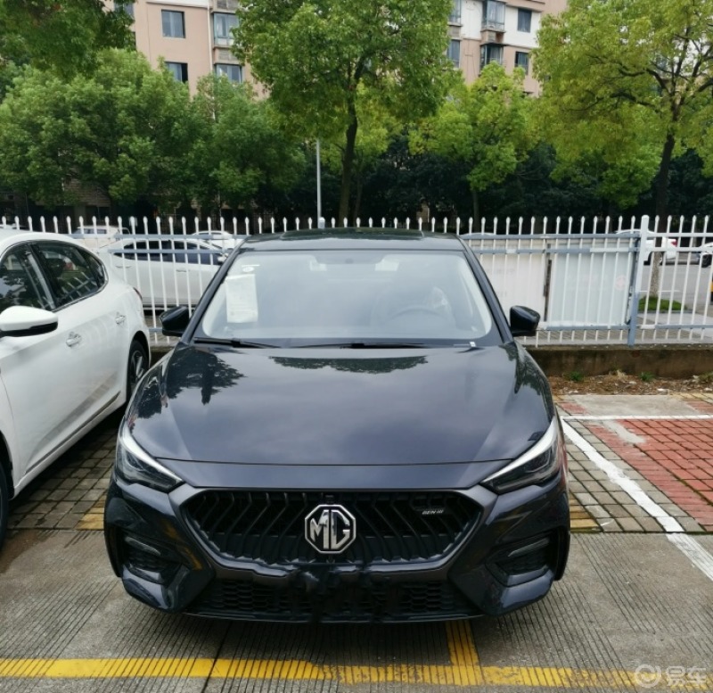 黑色的名爵6是真的有魅力