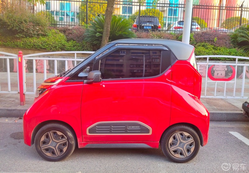车主日记五菱宏光miniev和宝骏e200你喜欢哪一款
