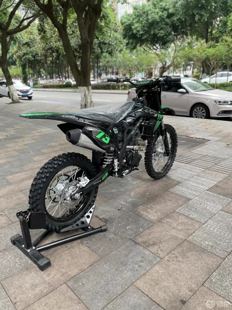 机车梦#战狼风冷250黑武士,我喜欢.