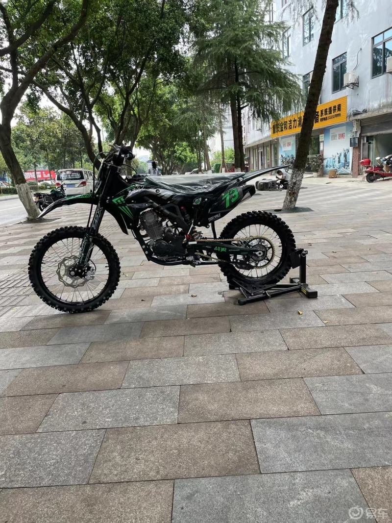 机车梦#战狼风冷250黑武士,我喜欢.