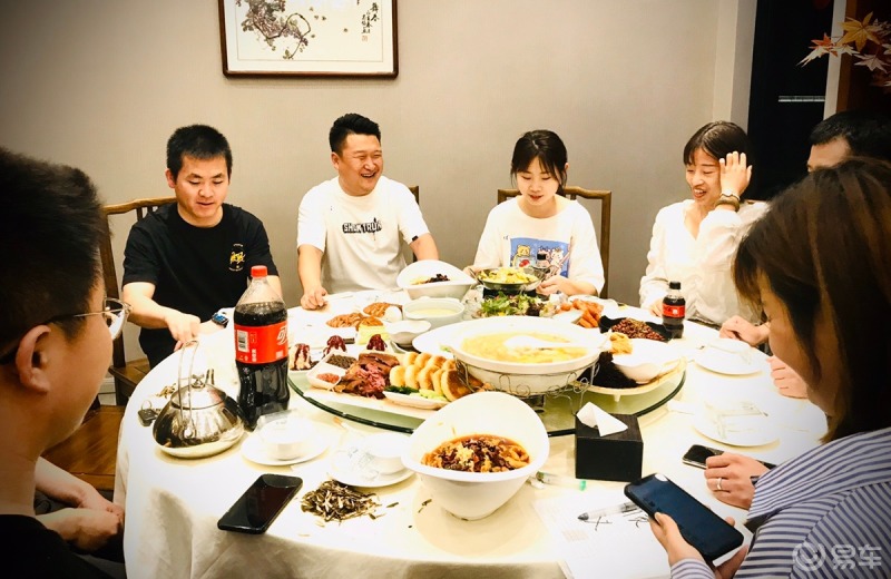 每日打卡哈弗h6车友小聚一下二十人一起聚餐嗨皮这就是车友生活感受不