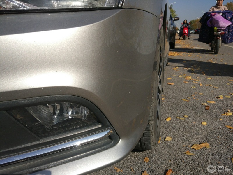 车主日记秋天到了银杏叶变黄了就可以开着车到公园郊外去看银杏叶了