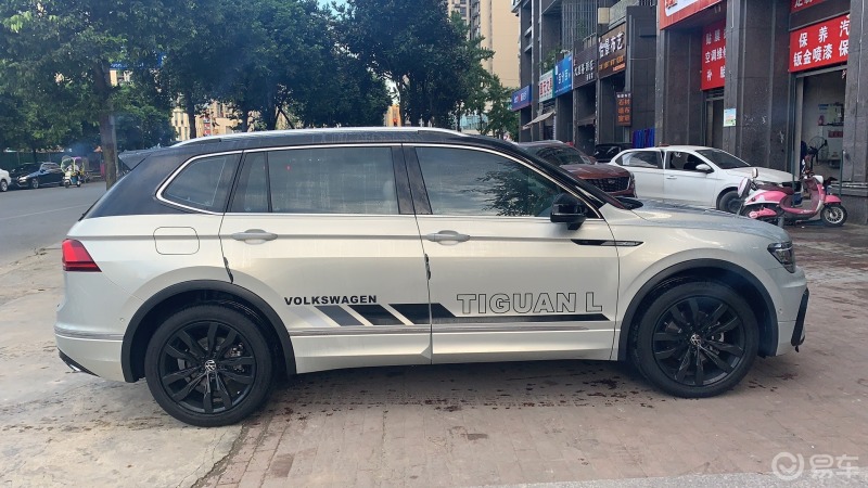 看一看瞧一瞧了途观l贴悬浮车顶效果有想贴的车友可以借鉴一下我们群