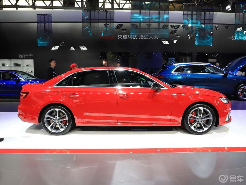 奥迪a4l红色的很给力,颜色很鲜艳,30万值得吗?