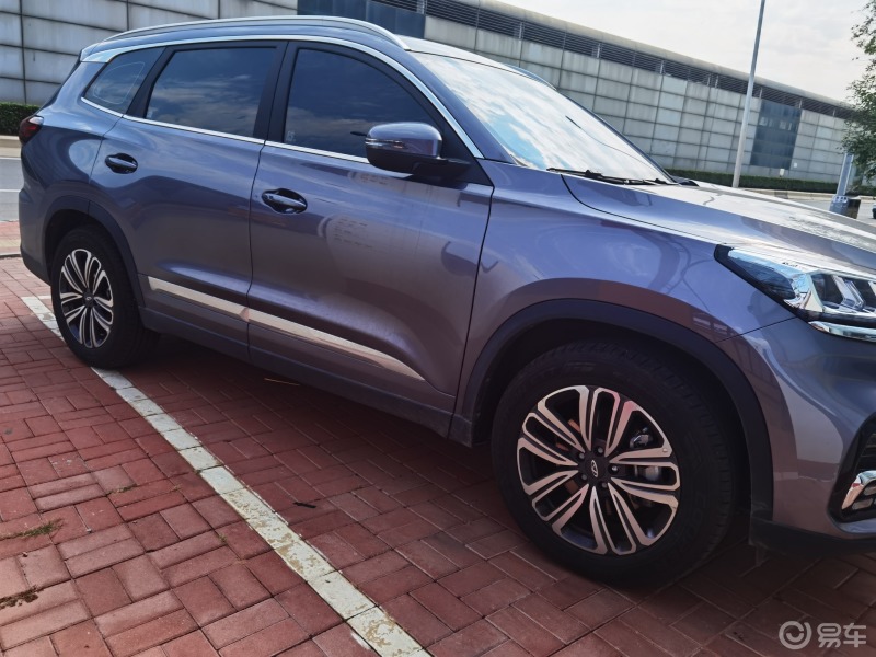 车主日记我发现瑞虎8鲲鹏版量子灰在这么多颜色里面是照出来最漂亮的