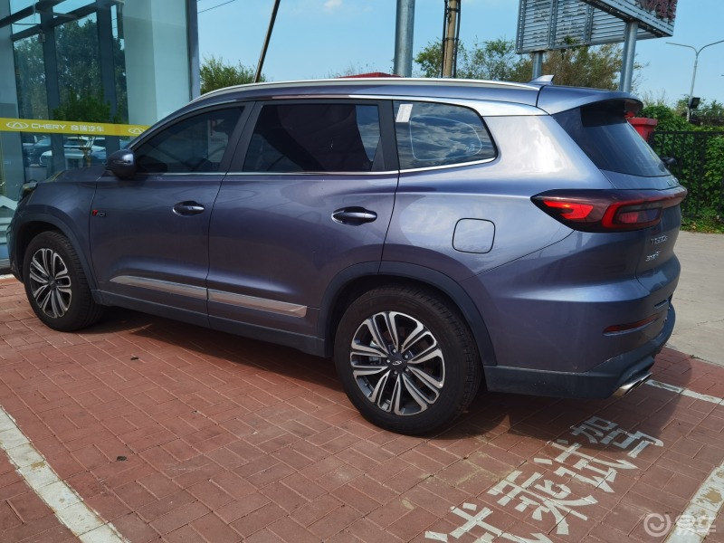 车主日记我发现瑞虎8鲲鹏版量子灰在这么多颜色里面是照出来最漂亮的