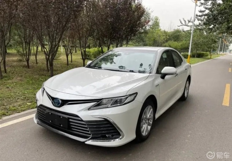 5l的自然吸气发动机,动力强劲有力,油耗很低_凯美瑞社区_易车社区