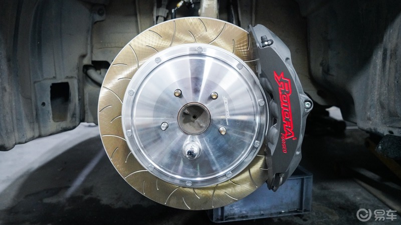 雷克萨斯ls430xf30改装rotora刹车