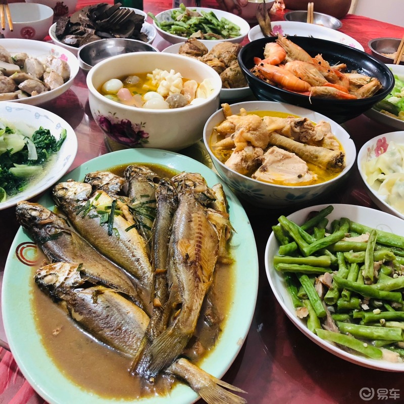 喜迎国庆十月赢好礼方向四十一宅家怎么过爸爸做了一桌好菜有小黄鱼