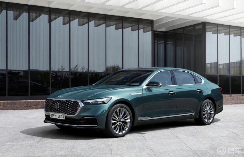 kia k9韩系豪华车风格确实有了点行政的意味!
