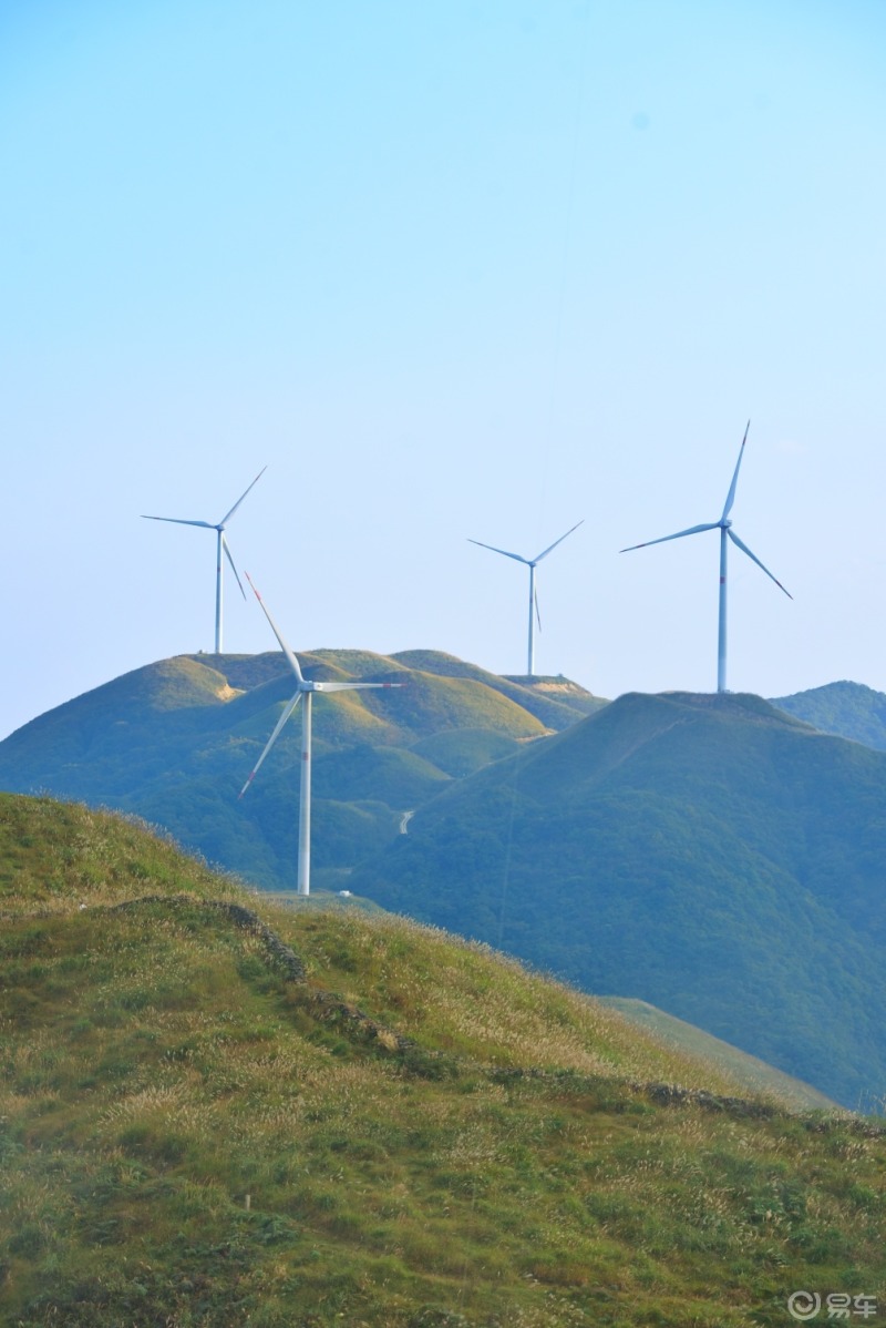 红阳万亩草场位于贵州省级南宫森林公园红阳景区西南部距台江县城17