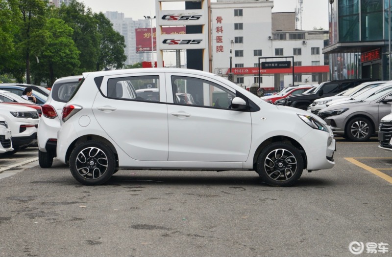 长安奔奔estar 国民版心悦版 新车一台 现车有需要的联系  续航301