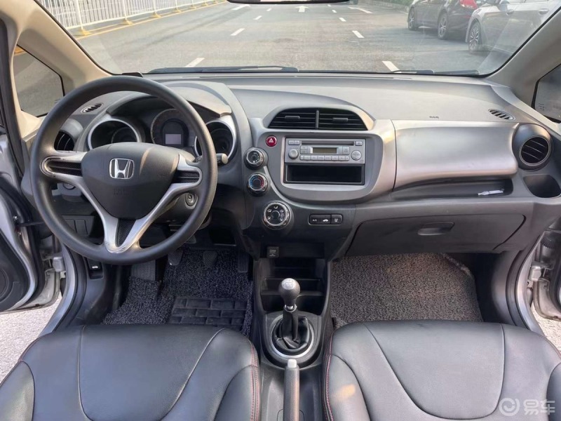 11年飞度手动挡