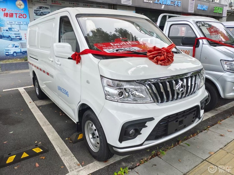 长安睿行m80两座货运版21款对开门掀背门