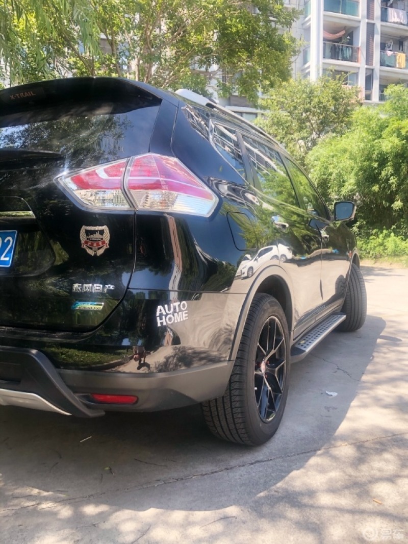 日产奇骏轻度改装14款奇骏改变了以往老款方方正正的格局,更加的圆润