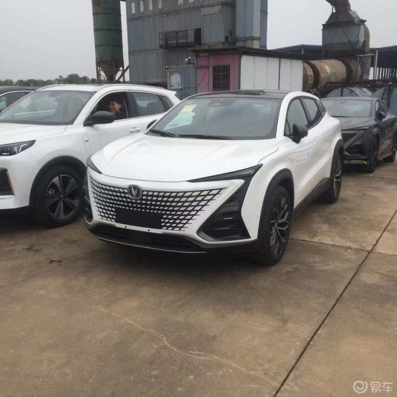 长安汽车白色unit永远的经典