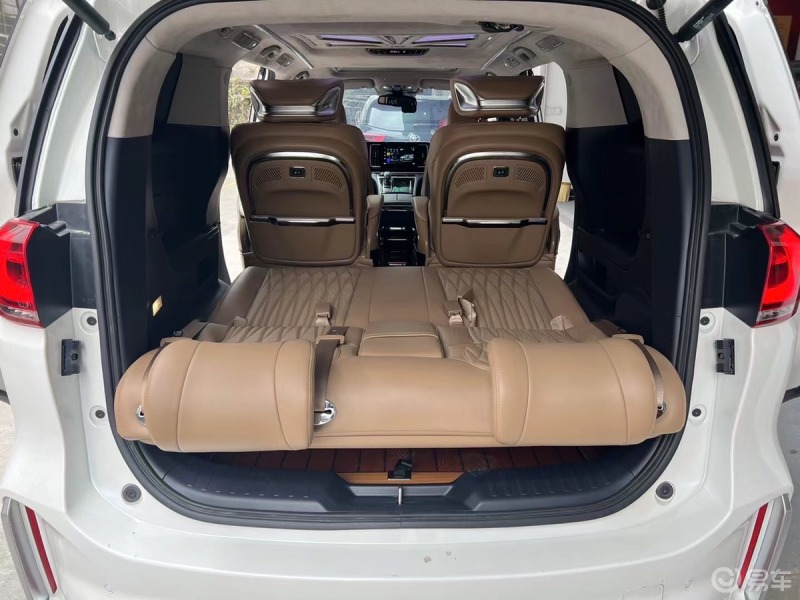 传祺m8二代智能航空座椅