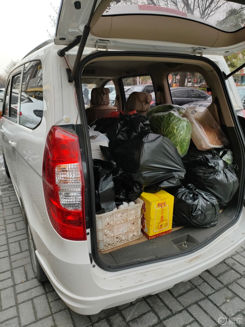 宏光后排座椅能否自己拆卸拉货