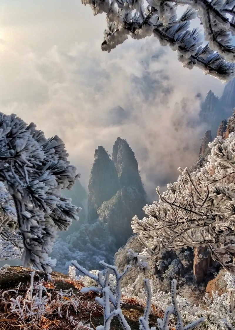 黄山雪景白雪皑皑银装素裹高山雪更大